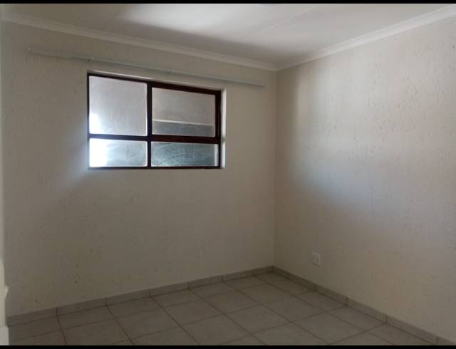 2 BEDROOM SECTIONAL TITLE FOR SALE IN EVELEIGH
